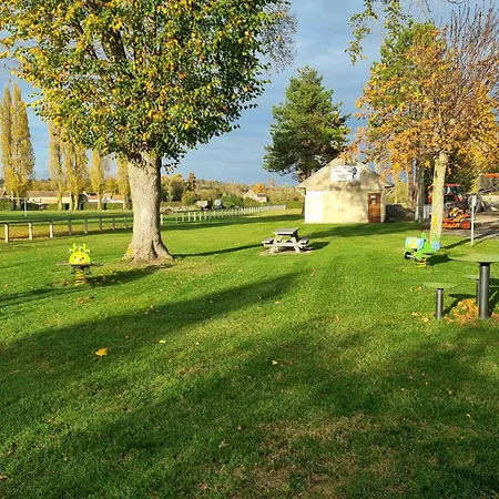 Jolie Maison Pour Escapade Coccooning A La Campagne Airan
