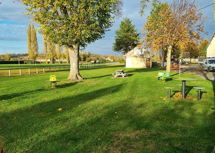 Jolie Maison Pour Escapade Coccooning A La Campagne Airan